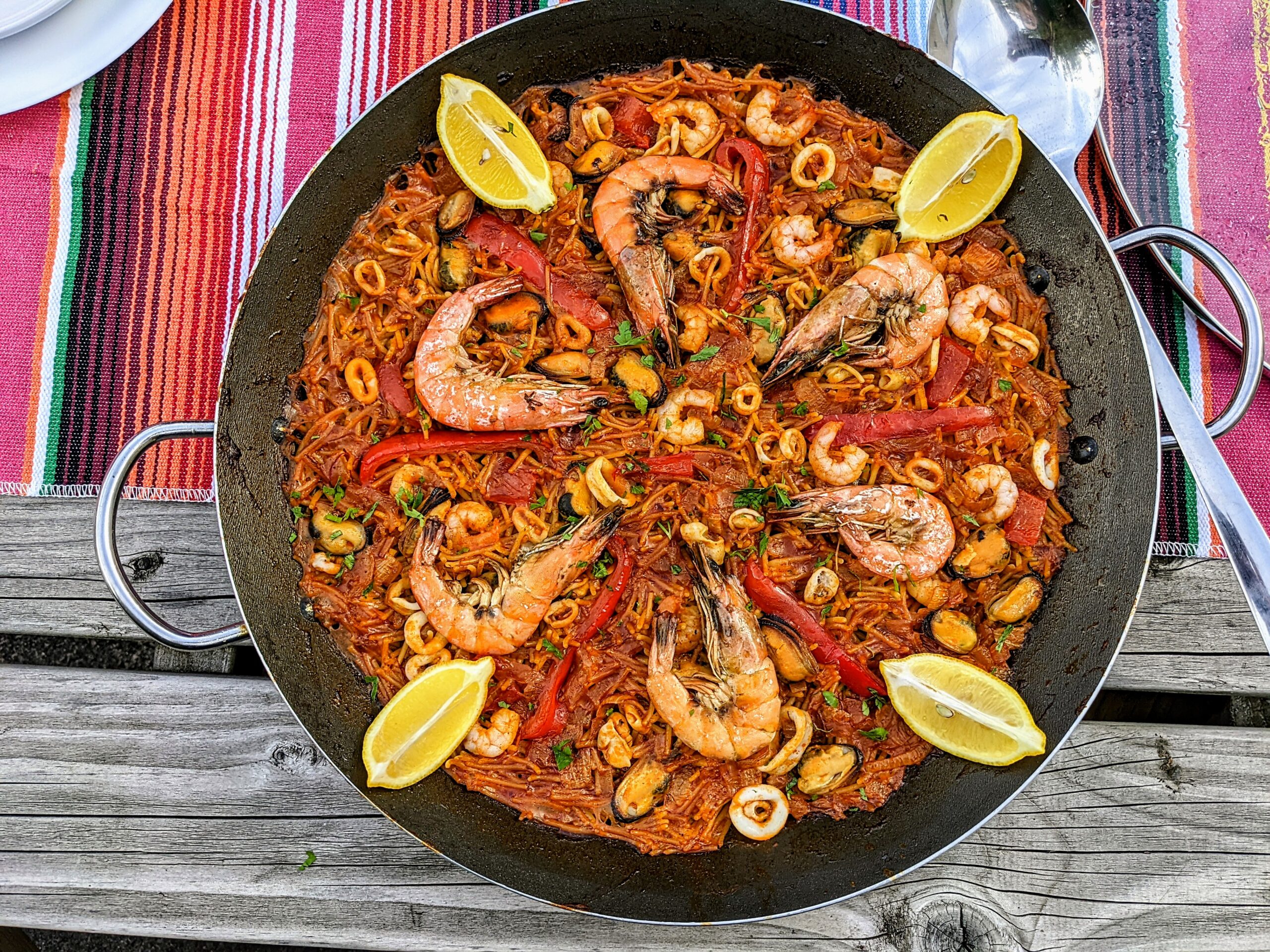 Paella or Fideua? Paella and Fideua Differences - Machika